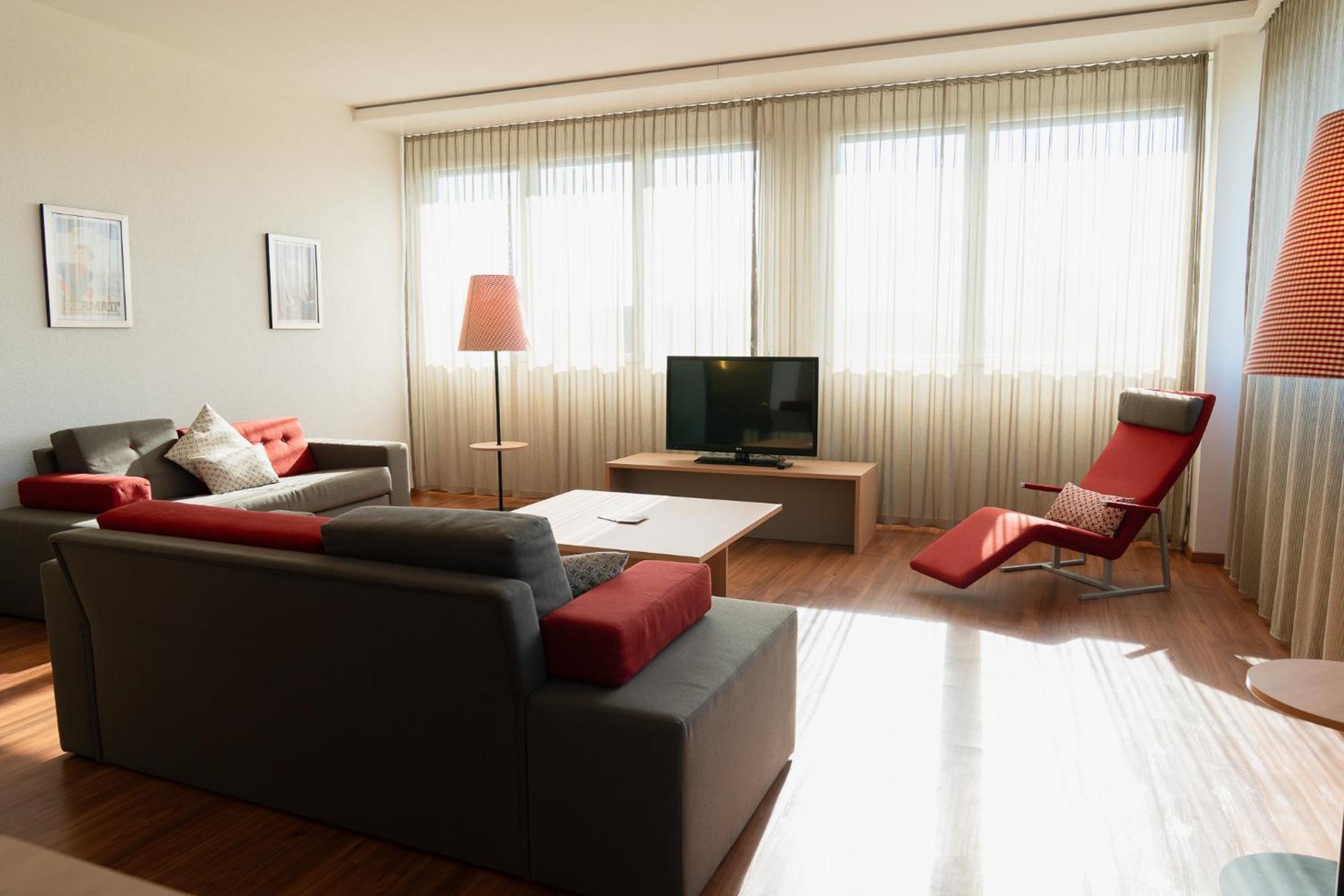 Swissever Hotel Zug Steinhausen Екстериор снимка