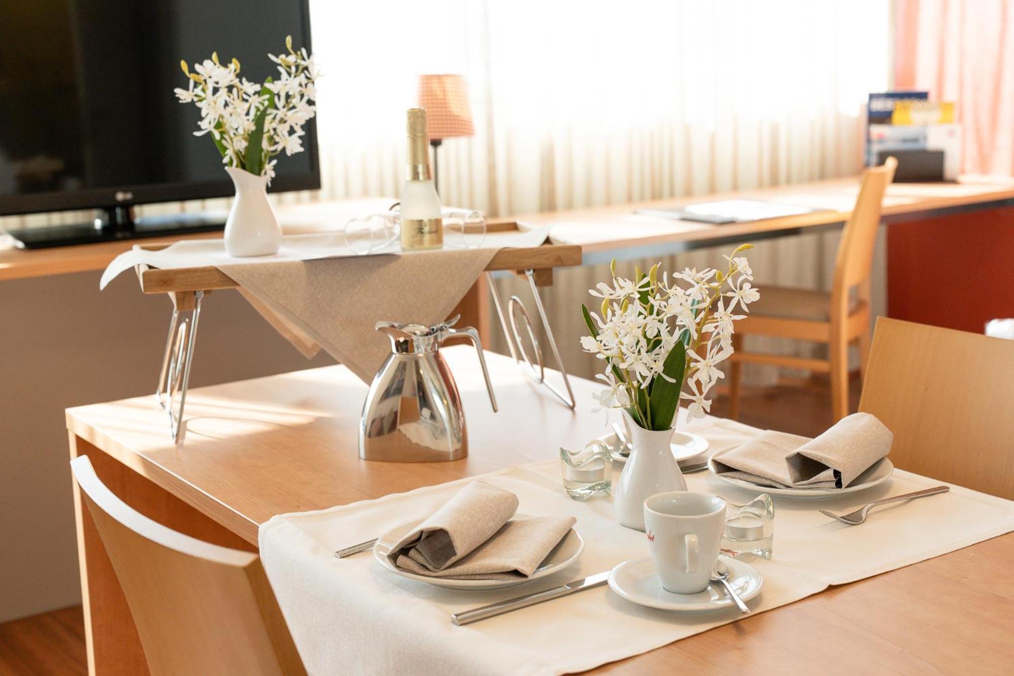Swissever Hotel Zug Steinhausen Екстериор снимка