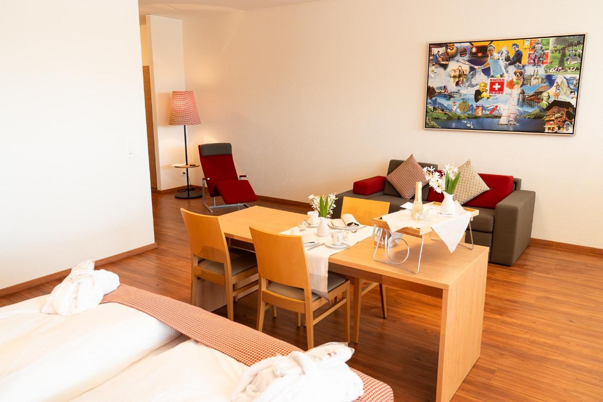 Swissever Hotel Zug Steinhausen Стая снимка